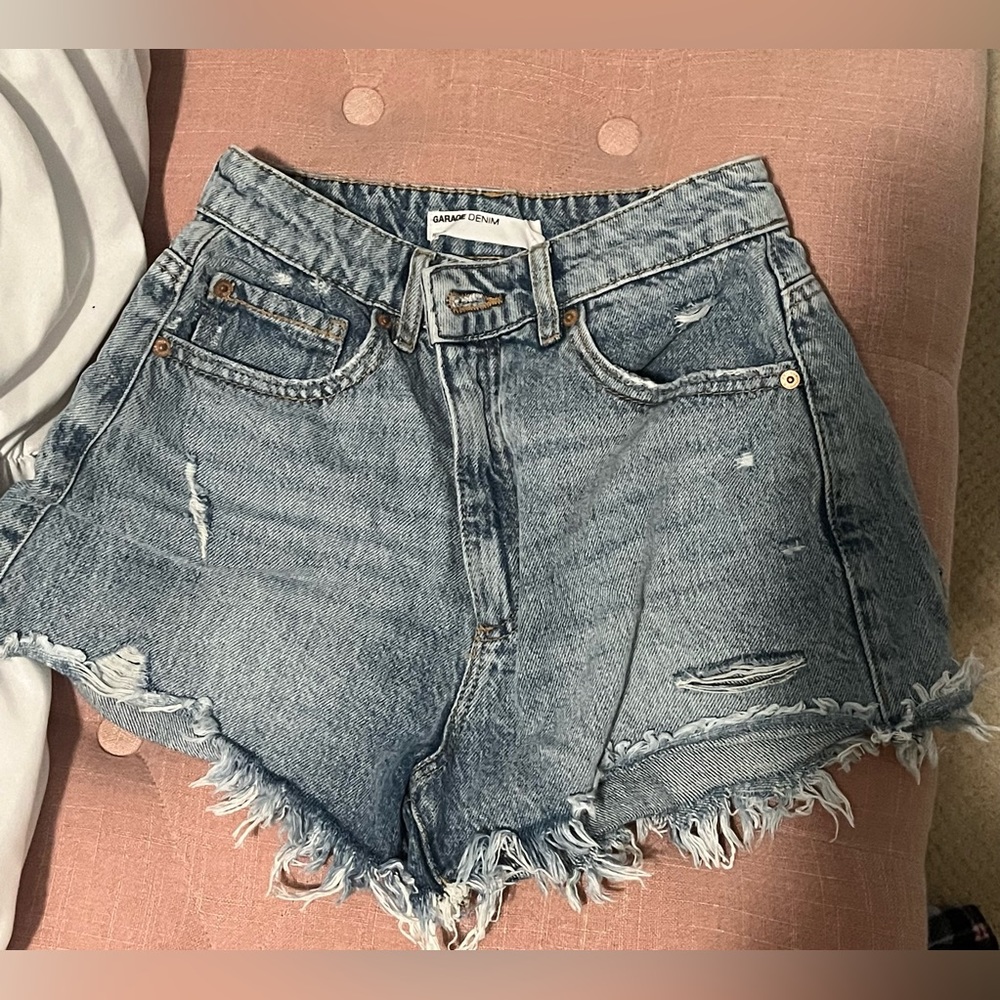 Garage festival shorts